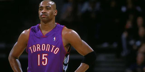 在教练和团 在教练和团