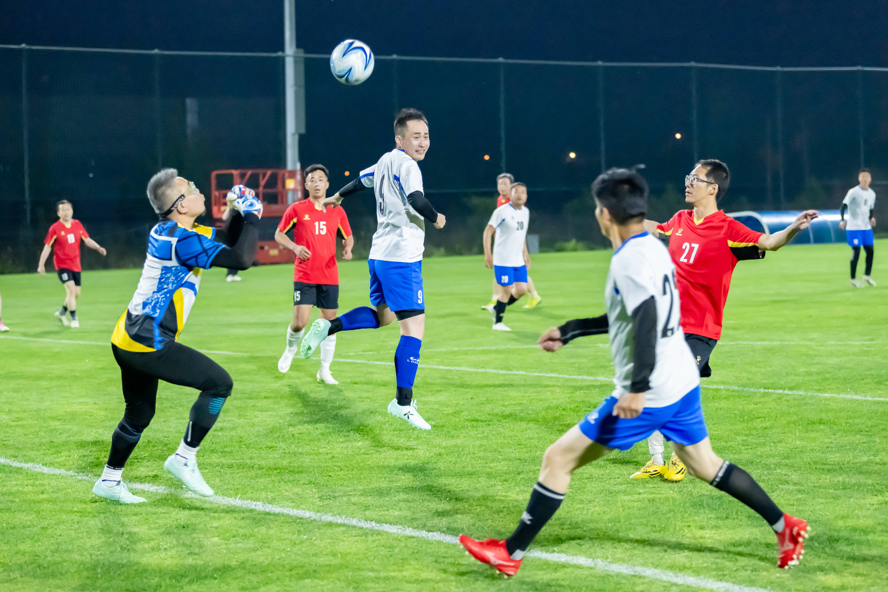 同年龄段组 同年龄段组